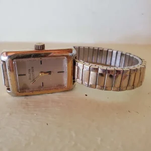 Bulova Accutron Women Quartz